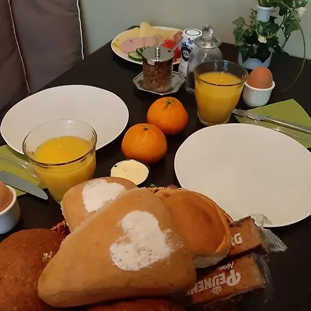 De Roermondse Beleving Bed & Breakfast 3*